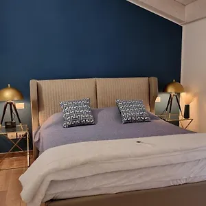 Luxury Design Di Clickaffitti Appartamento Cattolica